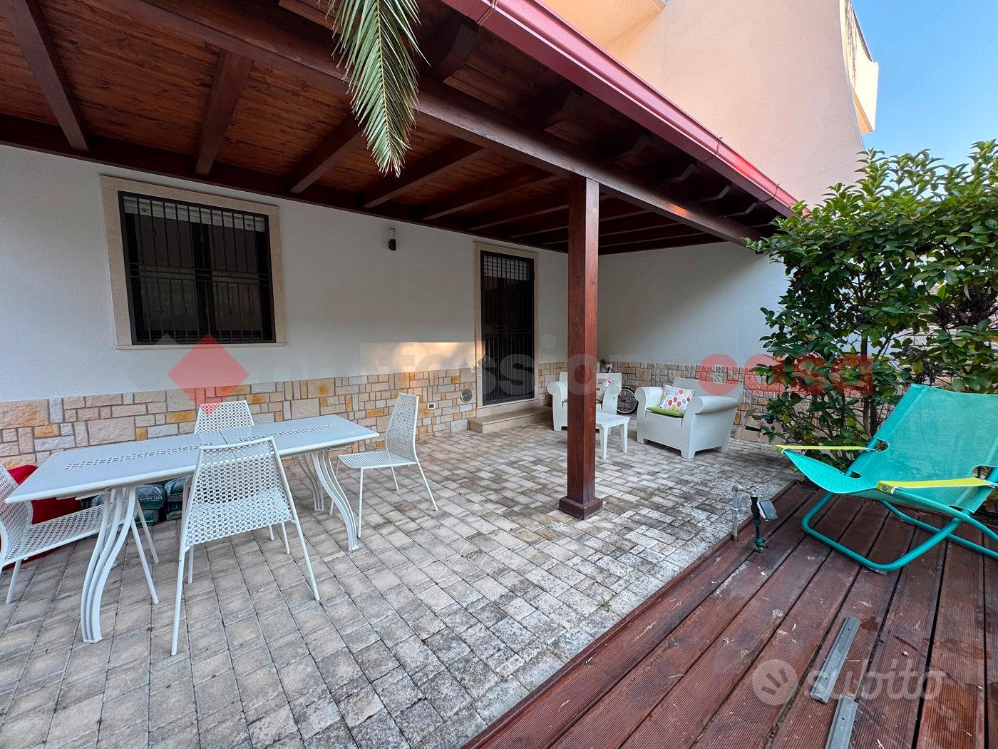 Casa – Taranto, Lido Checca - Altro
