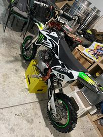 1.  Pit Bike 150cc Monster 199 - Perfetta - Arrow