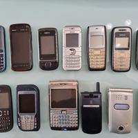 blocco 20 telefonini  vintage 