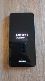 Samsung galaxy S23 128gb