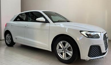AUDI A1 SPORTBACK 30 TFSI S-TRONIC