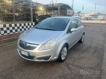Opel Corsa 1.2 3 porte Club 2007