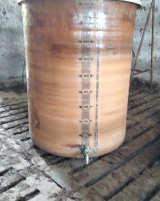 Contenitore per liquidi