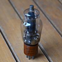 Tetrodo di potenza Raytheon 807 (VT-100)