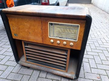 Mobili Radio antiche tv  NON TESTATE! Da arredo
