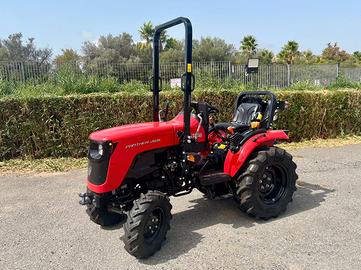 Nuovo Antonio Carraro Panther 26 con attrezzi