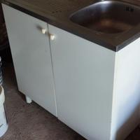 Lavandino con mobile