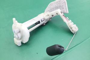 POMPA E GALLEGGIANTE SONDA LIVELLO BENZINA SERBATO