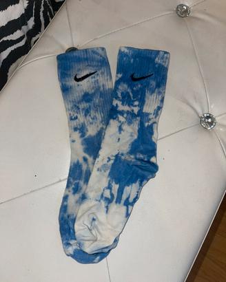 Calzini nike celesti e bianchi
