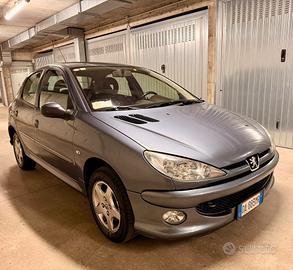Peugeot 206 1.4 benzina da neopatentati 