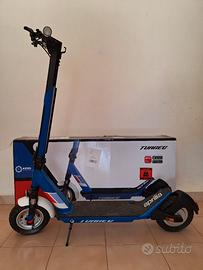 Monopattino elettrico Aprilia Tuareg