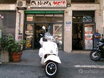 Piaggio Vespa 300 GTS GARANTITA - FINANZIABILE