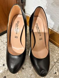 Scarpe in pelle nere