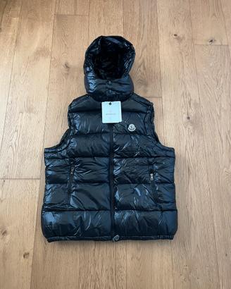 Gilet Moncler nero imbottito con cappuccio