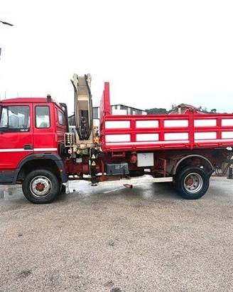 camion iveco 135.17 ribaltabile e gru targa gialla