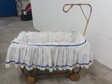 culla in vimini vintage