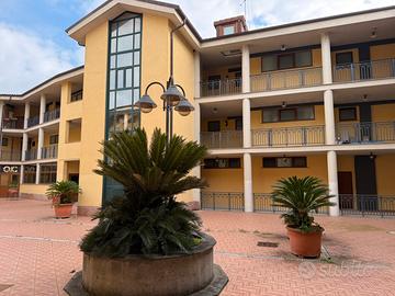 Bilocale piano terra con balcone