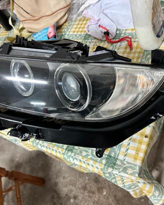 Faro bmw e92