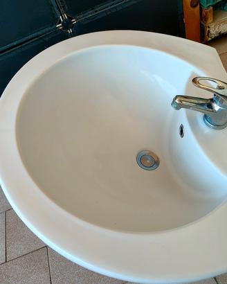Lavabo ceramica+ rubinetteria 