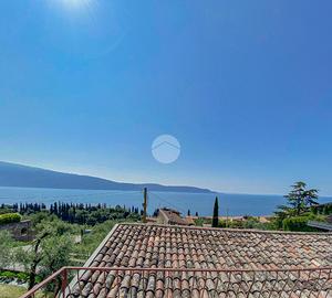CASA INDIPENDENTE A TOSCOLANO-MADERNO