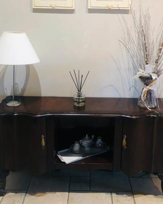 Mobile in legno di castagno vintage