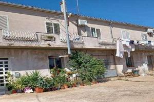Immobile in asta di 272 m² con 5 locali e box auto