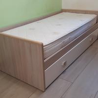 letto singolo con doppia rete e materasso
