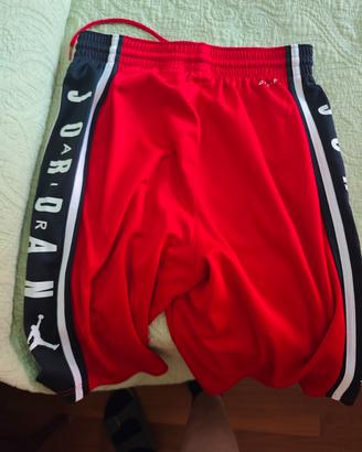 calzoncini tipo basket JORDAN AIR