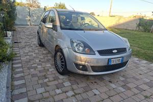 Ford Fiesta 1.4 TDCI ok neopatentati
