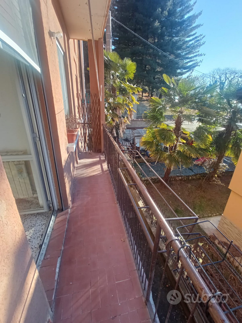 Apartment in Arona, Dagnente - Vista 4