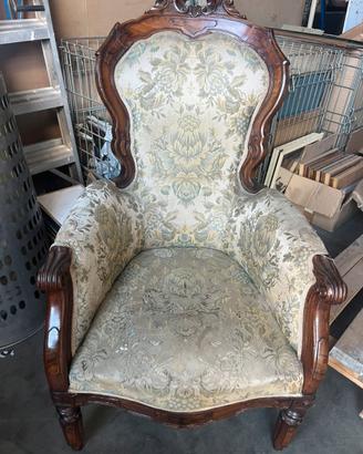 Poltrona d’epoca stile Luigi XV