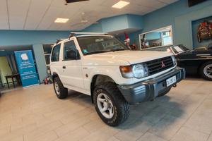PAJERO 2.5 TD GLX AUTOCARRO 4 POSTI GANCIO TRAINO