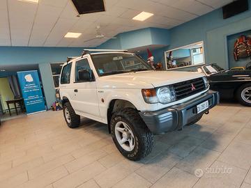 PAJERO 2.5 TD GLX AUTOCARRO 4 POSTI GANCIO TRAINO