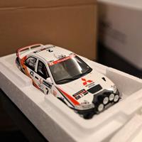 Ottomobile - Mitsubishi Lancer ( Carisma GT ) 1:18