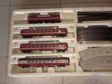 Trenino elettrico "Capitole" rosso con circuito