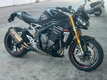 Triumph speed triple 1200 Rs