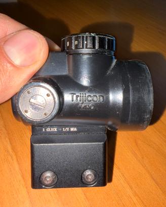 Mirino a punto rosso Trijicon MRO