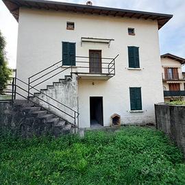 Casa indipendente di 117 m² con 3 locali a Uggiate