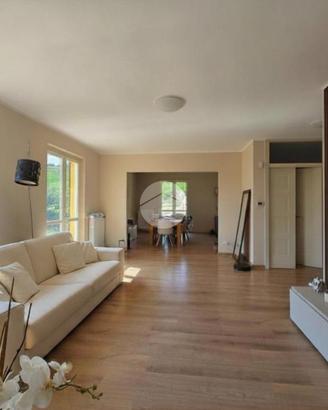 VILLA SINGOLA A CASTIGLIONE TINELLA