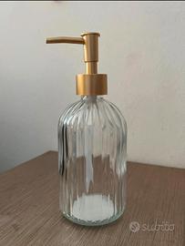 Dispenser in vetro trasparente
