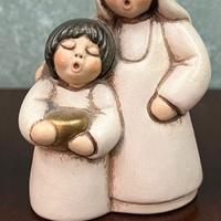 donna con bambina presepe thun