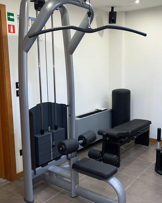 Lat Machine Technogym Selection