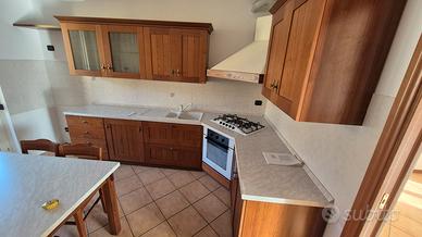 Cucina Scavolini + Dispensa + Tavolo e 4 sedie