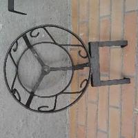 Porta vasi in ferro battuto tondi o a cassetta