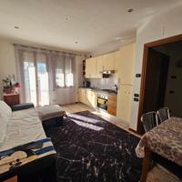 RUSTEGA- Bicamere con garage doppio