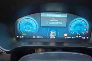 Kuga full Hybrid 183 cv 2,5 cc  del 2025