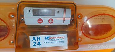 incubatrice uova automatica 