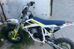 Moto husqvarna