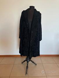 Pelliccia in Agnellino Persiano con cappuccio W