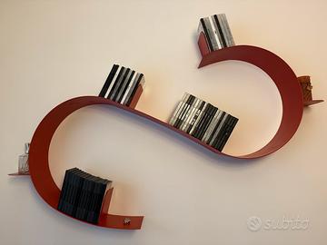 Libreria sospesa modello tipo Karnell